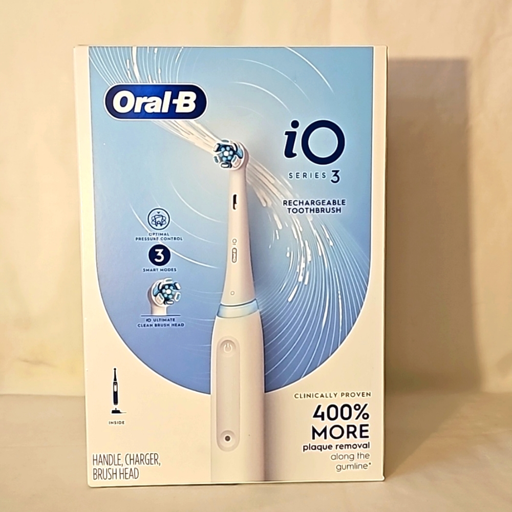 Oral B Toothbrush